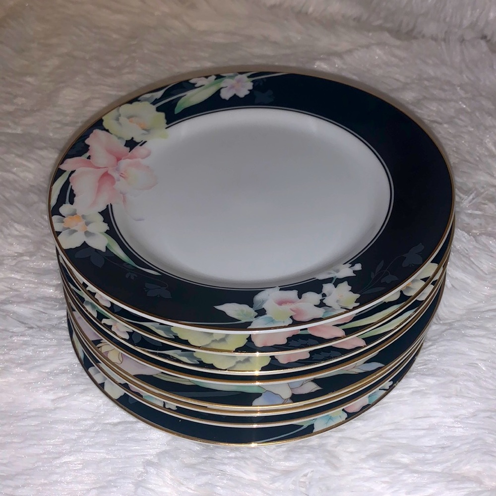 Mikasa Night Orchid Salad Plates (Set of 8)